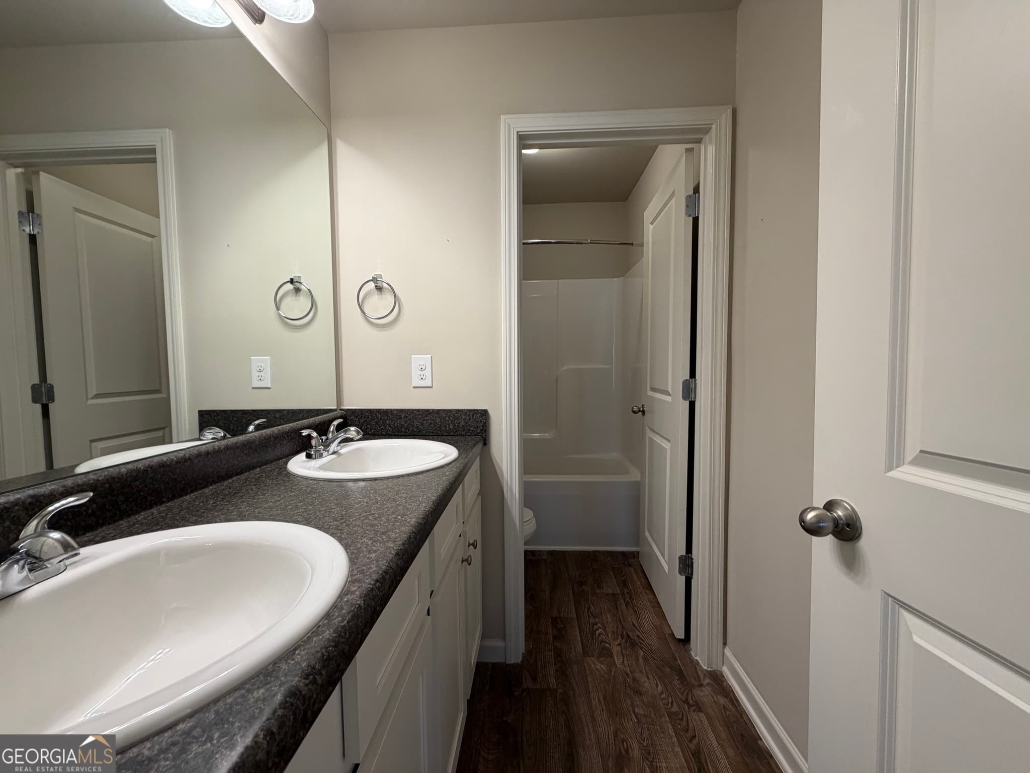 4 bedroom, 2.5 bathroom, 2,301 sq ft single family residence for sale at 133 Donegal Way, Dallas, GA 30132 — photo 9