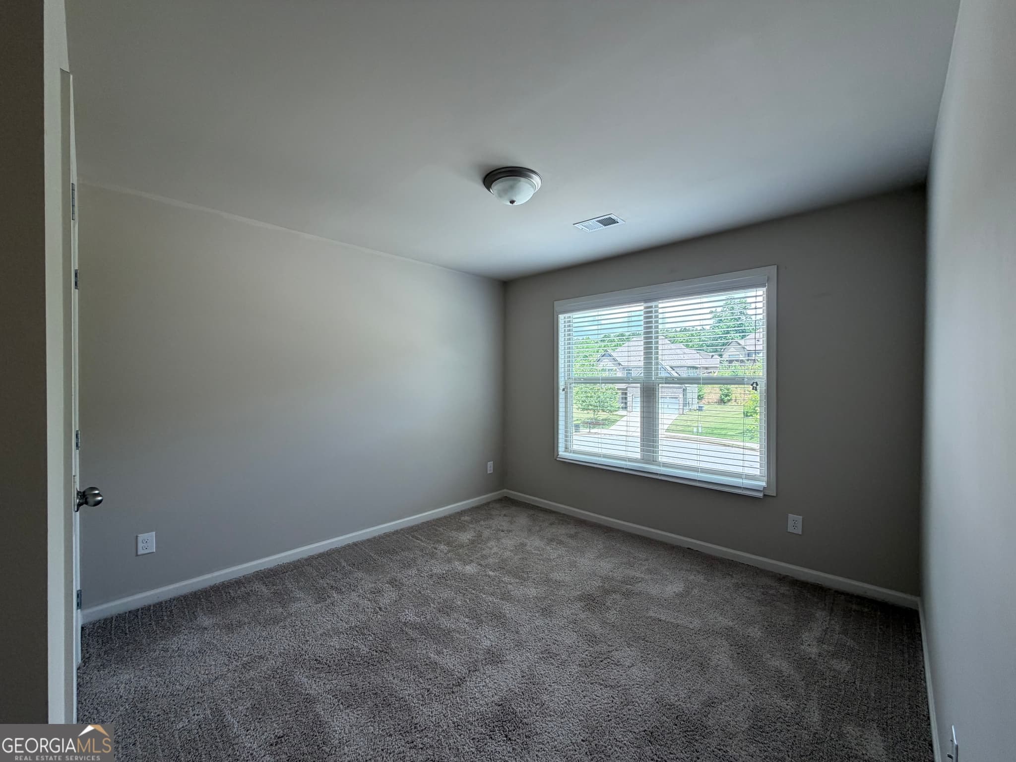 4 bedroom, 2.5 bathroom, 2,301 sq ft single family residence for sale at 133 Donegal Way, Dallas, GA 30132 — photo 8