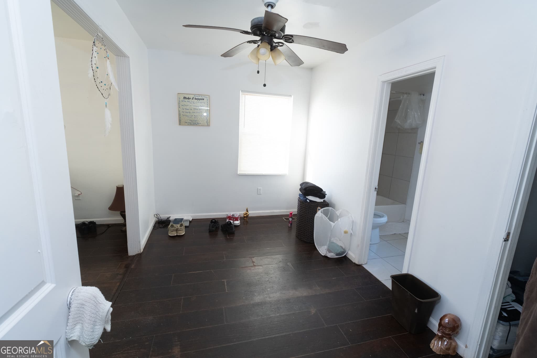3 bedroom, 2 bathroom, 1,316 sq ft single family residence for sale at 1323 S Lee Street, Griffin, GA 30223 — photo 6
