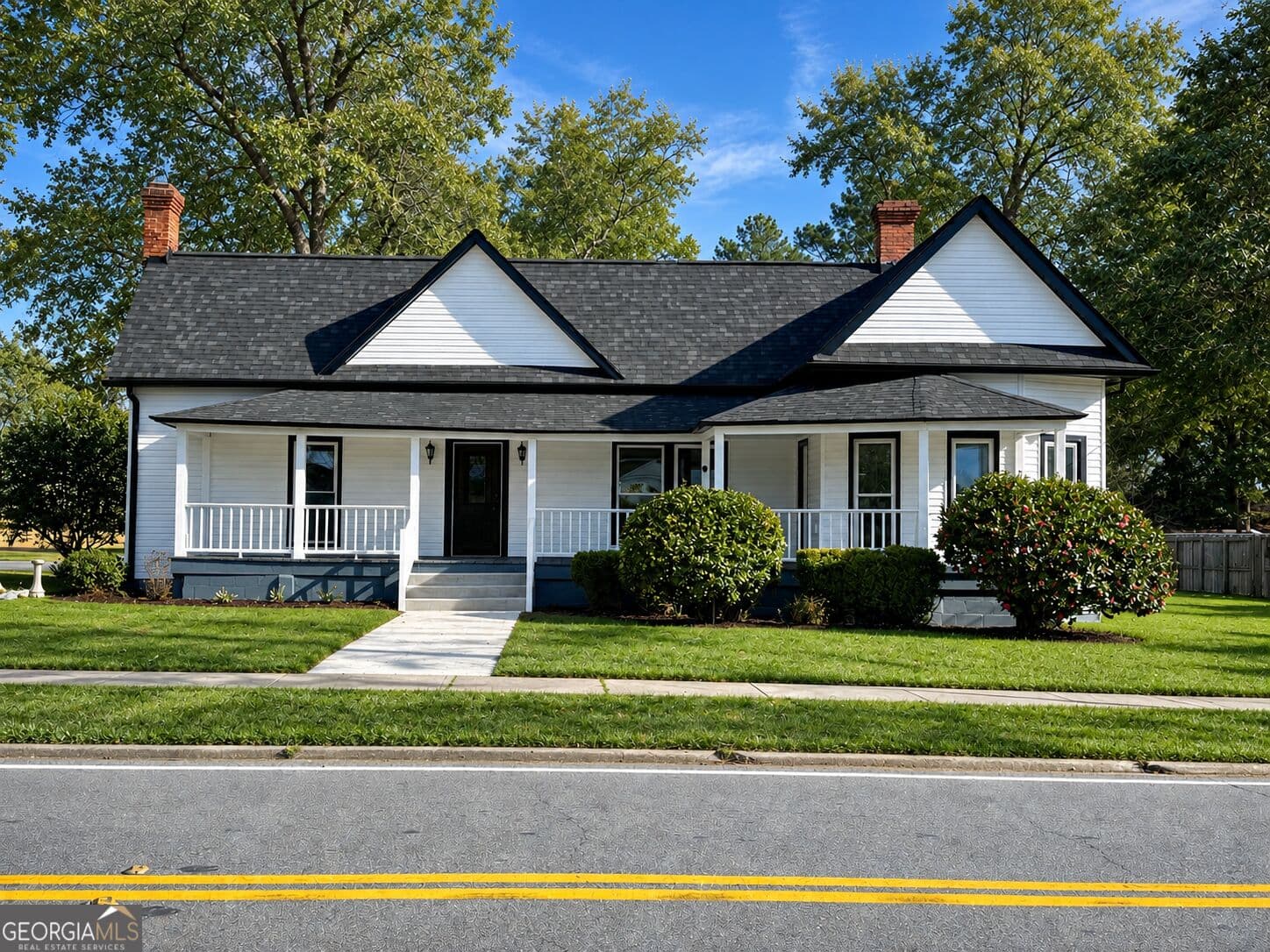 3 bedroom, 2 bathroom, 1,827 sq ft single family residence for sale at 106 N Line Street, Dexter, GA 31019