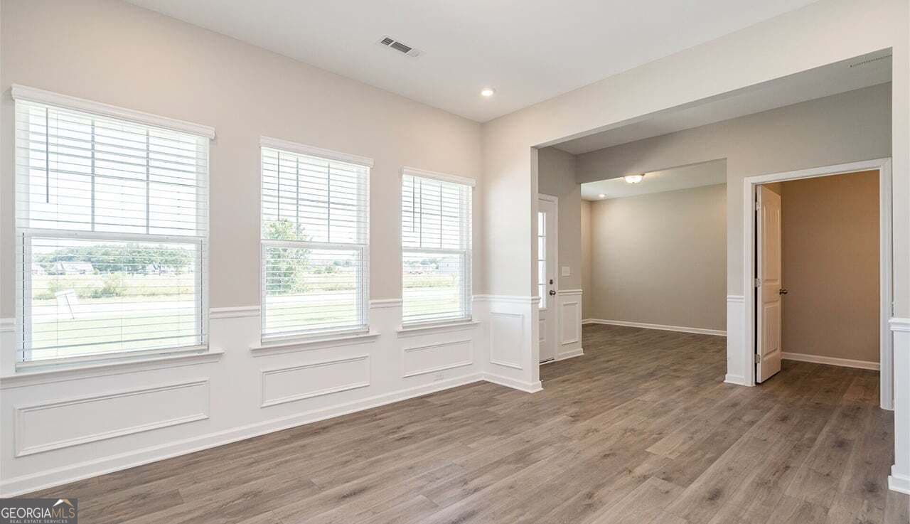 4 bedroom, 2.5 bathroom, 3,072 sq ft single family residence for sale at 5020 Cecelia Drive, Powder Springs, GA 30127 — photo 4