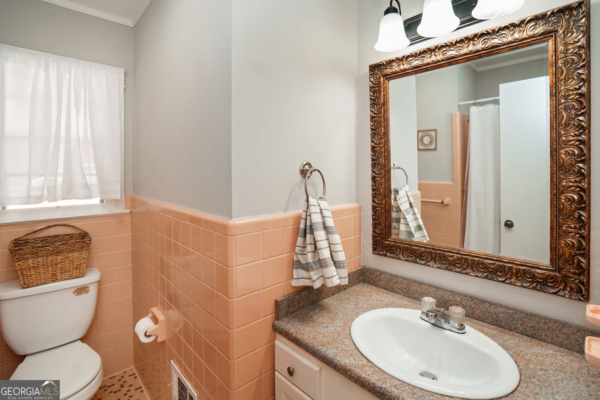 3 bedroom, 2 bathroom, 1,544 sq ft single family residence for sale at 204 Diane Drive, Thomaston, GA 30286 — photo 6