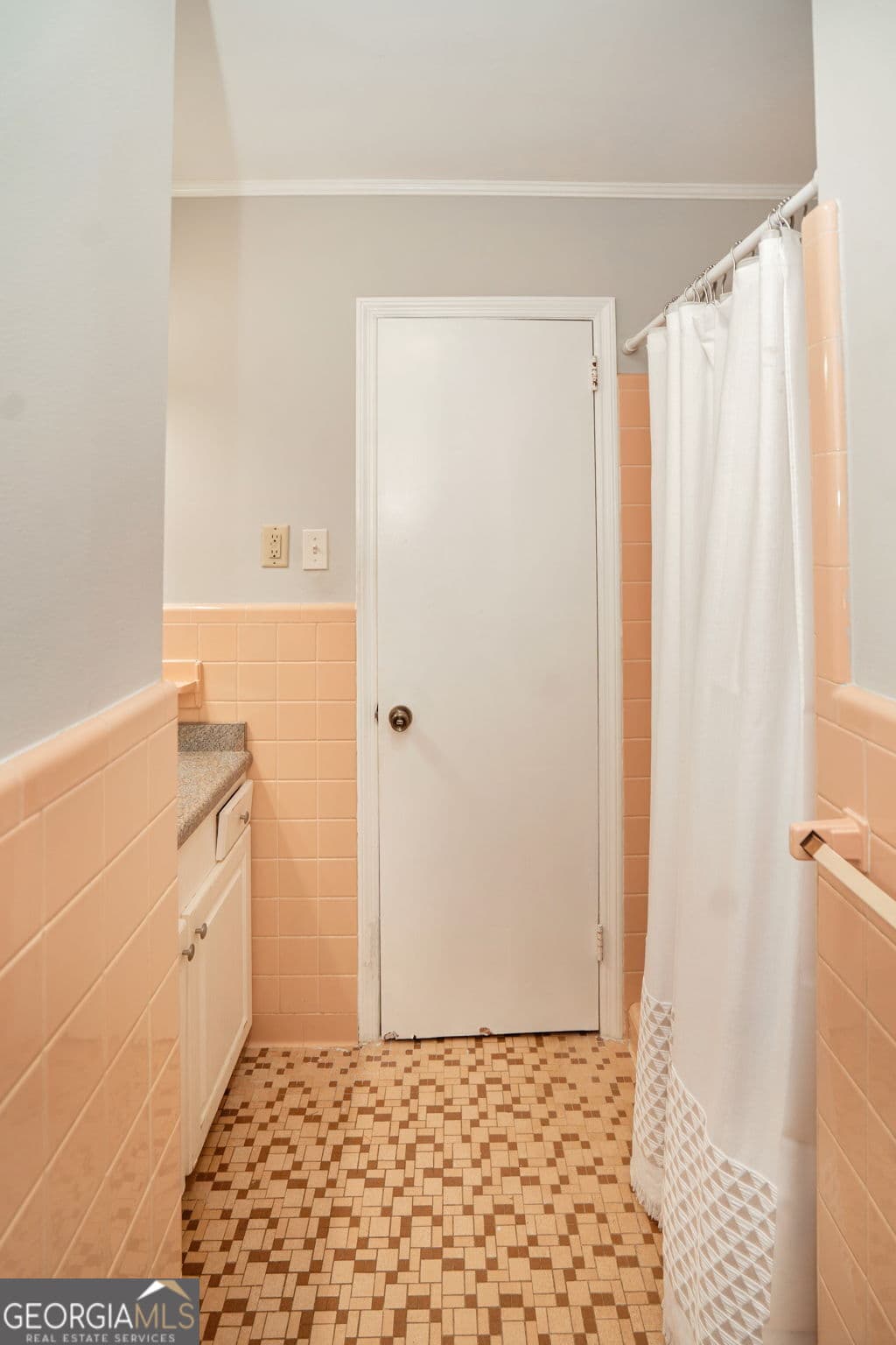 3 bedroom, 2 bathroom, 1,544 sq ft single family residence for sale at 204 Diane Drive, Thomaston, GA 30286 — photo 7