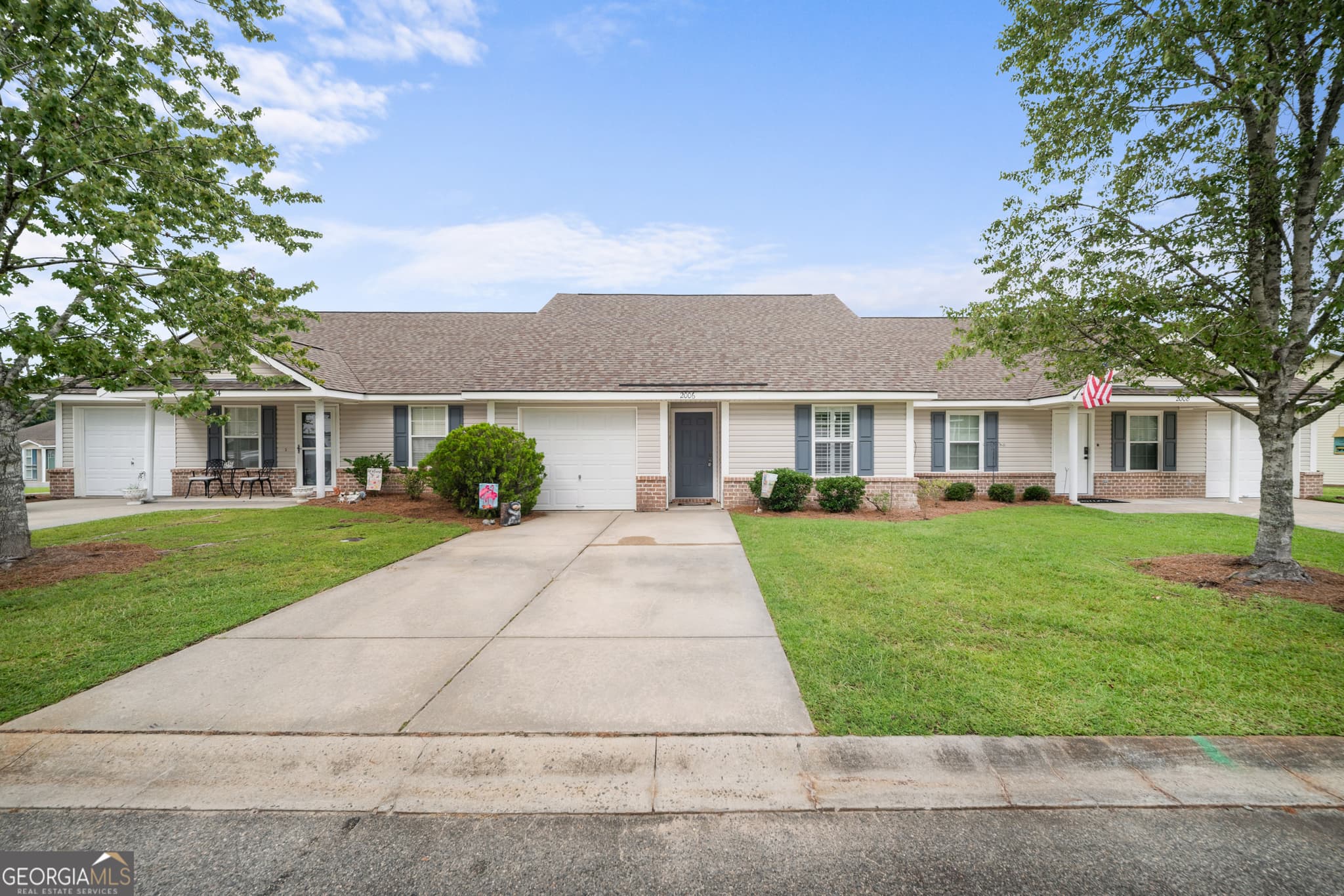 2 bedroom, 2 bathroom, 1,090 sq ft townhouse for sale at 2006 Dawson Lane, Rincon, GA 31326
