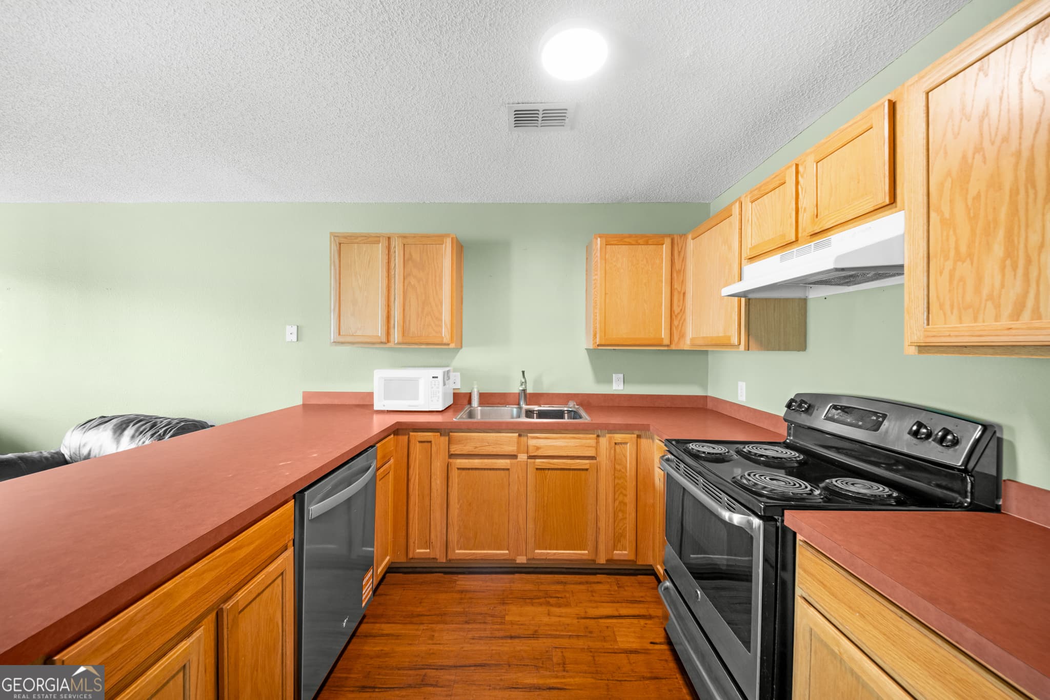 2 bedroom, 2 bathroom, 1,090 sq ft townhouse for sale at 2006 Dawson Lane, Rincon, GA 31326 — photo 9