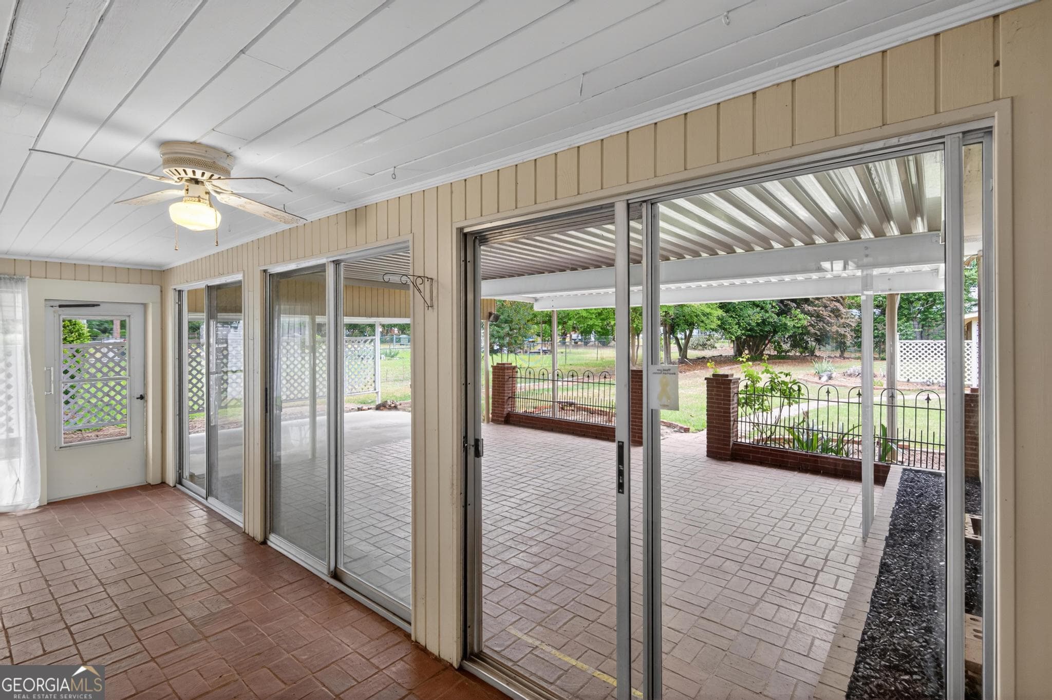 4 bedroom, 2 bathroom, 2,382 sq ft single family residence for sale at 447 S College Street, Metter, GA 30439 — photo 7