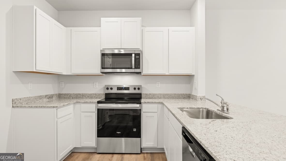 3 bedroom, 2.5 bathroom, 1,508 sq ft townhouse for sale at 2004 Roseleigh Drive, Douglasville, GA 30134 — photo 9