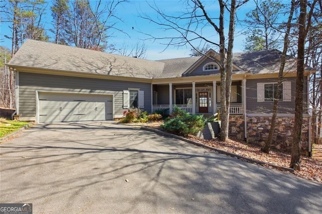 5 bedroom, 4.5 bathroom, 3,598 sq ft single family residence for sale at 15 Wedgewood Drive, Jasper, GA 30143