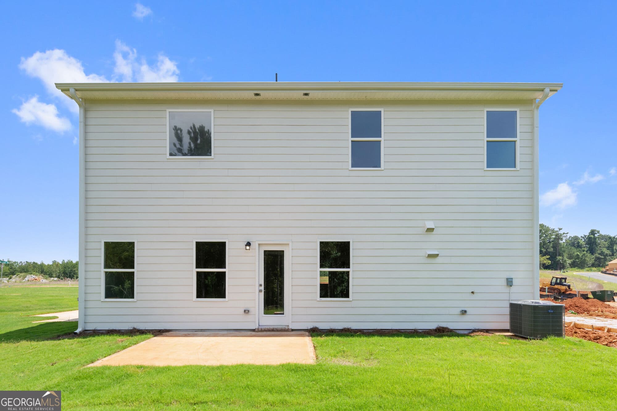 4 bedroom, 3 bathroom, 2,300 sq ft single family residence for sale at 8196 Riverchase Drive, Palmetto, GA 30268 — photo 6