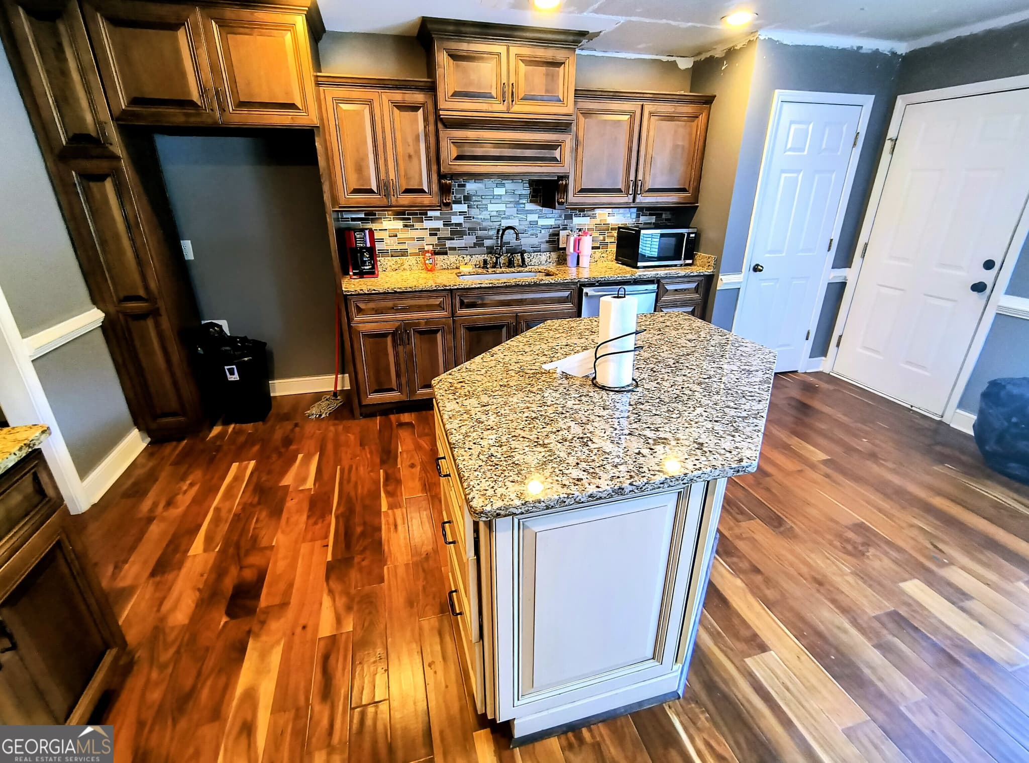 4 bedroom, 3.5 bathroom, 2,915 sq ft single family residence for sale at 125 Clear Spring Lane, Oxford, GA 30054 — photo 6