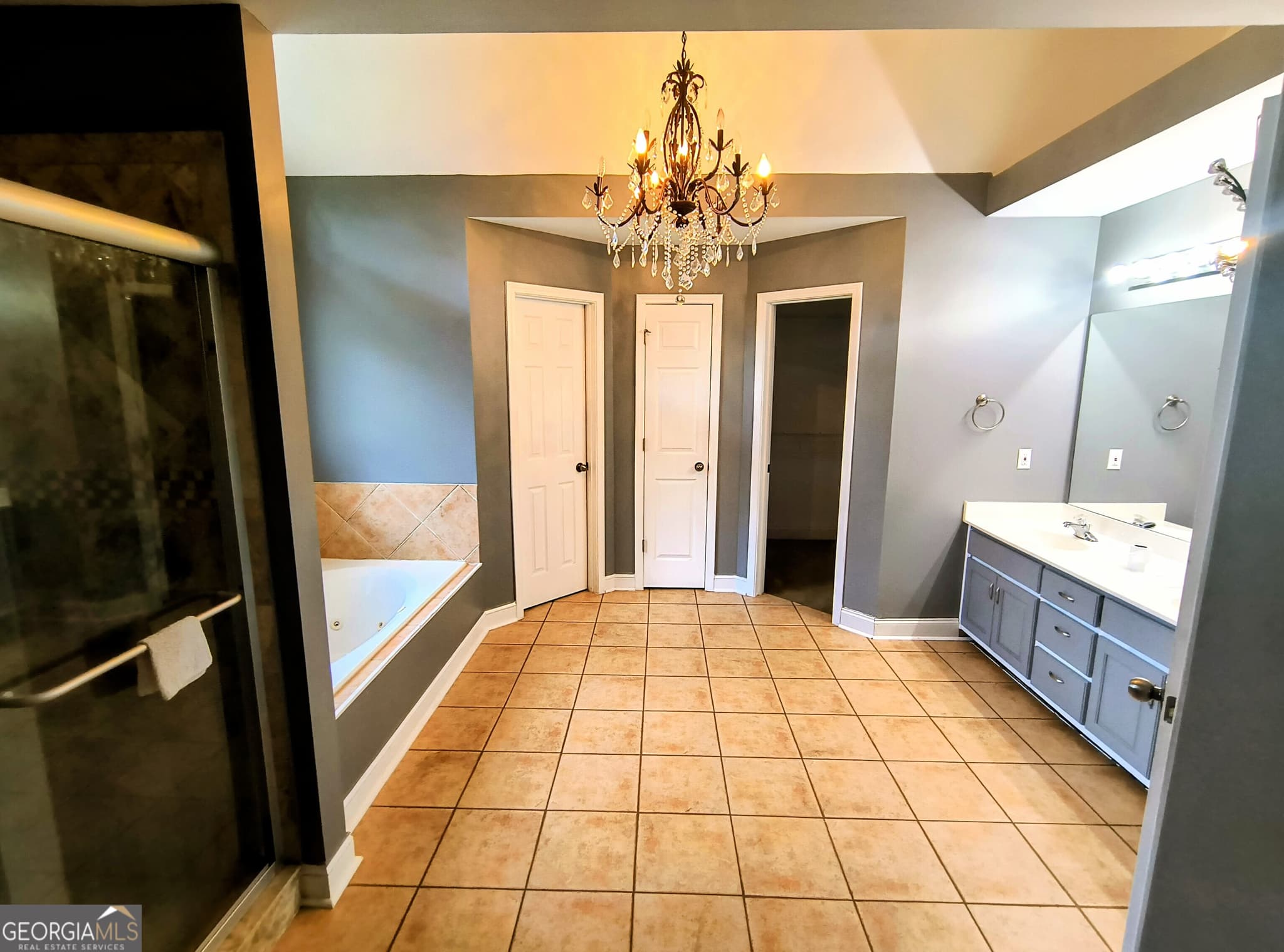 4 bedroom, 3.5 bathroom, 2,915 sq ft single family residence for sale at 125 Clear Spring Lane, Oxford, GA 30054 — photo 4