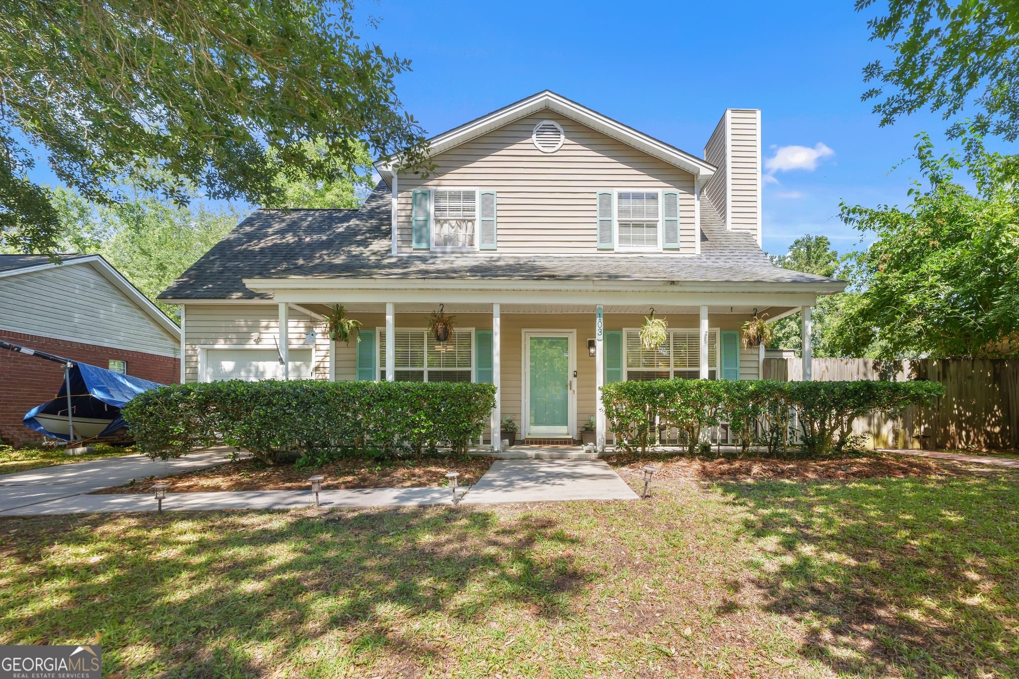 3 bedroom, 3 bathroom, 1,742 sq ft single family residence sold at 103 Redan Drive, Savannah, GA 31410