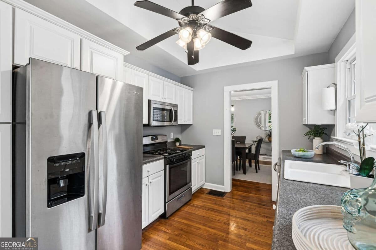 3 bedroom, 2 bathroom, 1,314 sq ft single family residence for sale at 1128 Scott Boulevard, Decatur, GA 30030 — photo 7