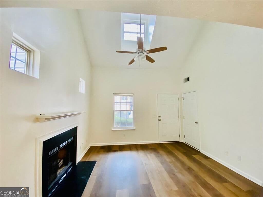 2 bedroom, 2.5 bathroom single family residence for rent at 2380 Keenland Court, Cumming, GA 30040 for $2,095 a month — photo 10