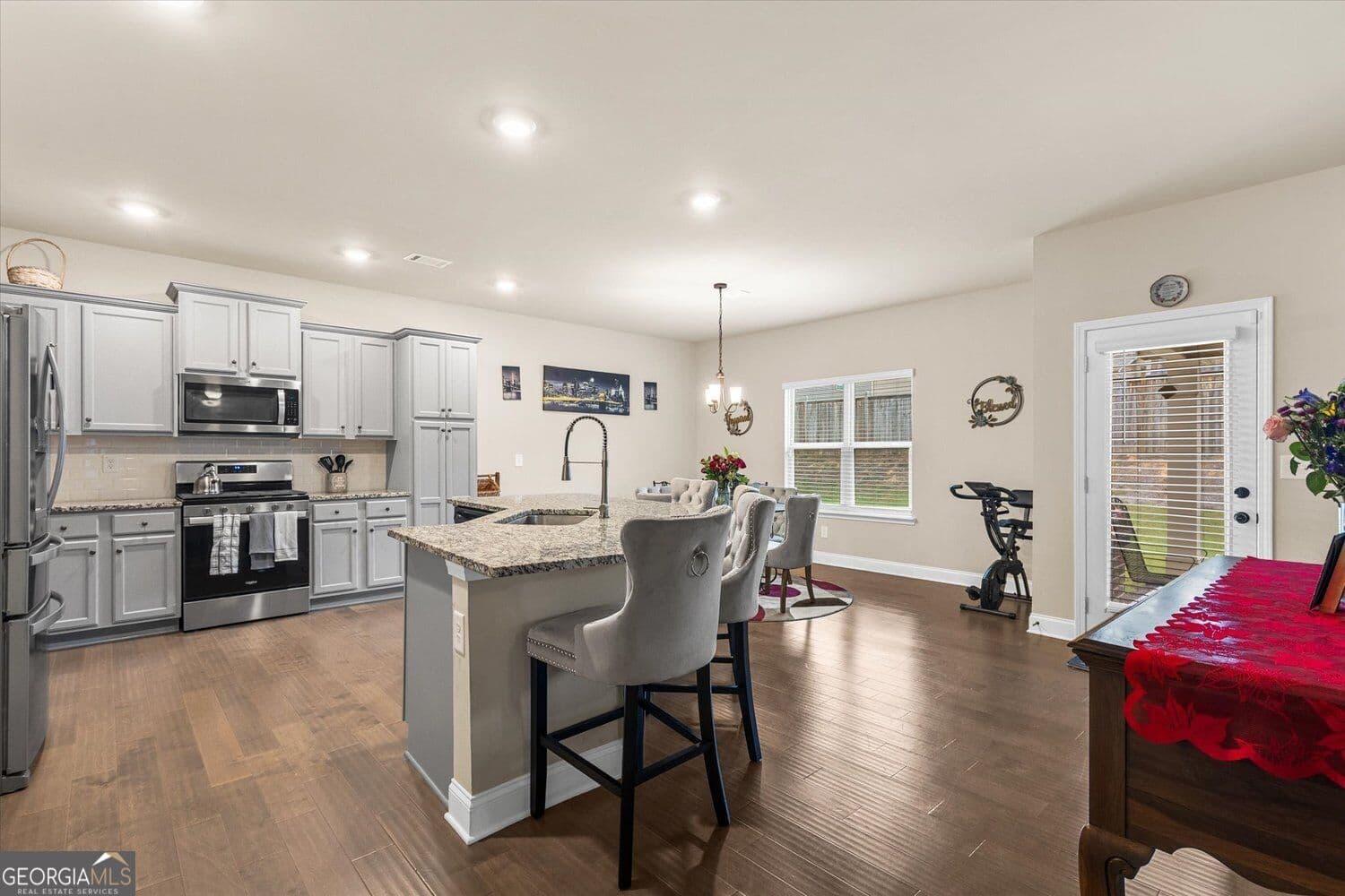 4 bedroom, 2.5 bathroom, 3,119 sq ft single family residence for sale at 1187 Kingston Hill Drive, Loganville, GA 30052 — photo 7