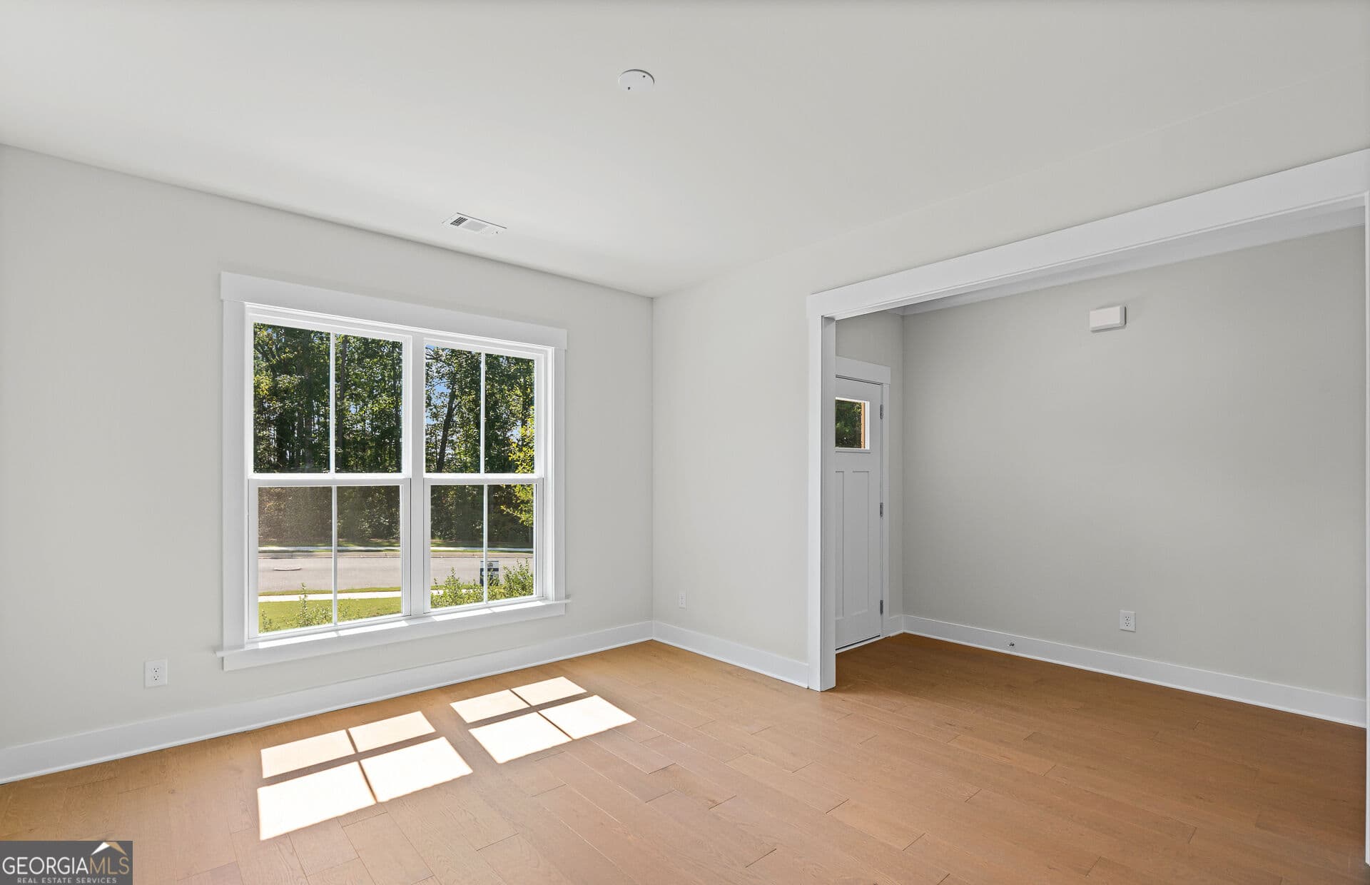 5 bedroom, 4.5 bathroom, 3,309 sq ft single family residence for sale at 1606 Waterchase Drive, Dacula, GA 30019 — photo 9