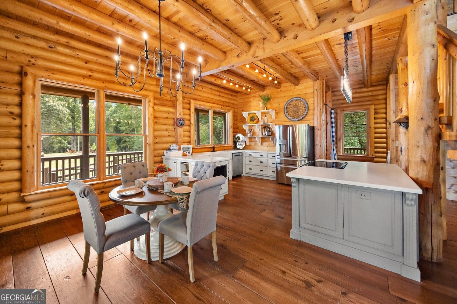 4 bedroom, 3.5 bathroom, 2,876 sq ft cabin,single family residence for sale at 110 Caspian Trail, Ellijay, GA 30536 — photo 2