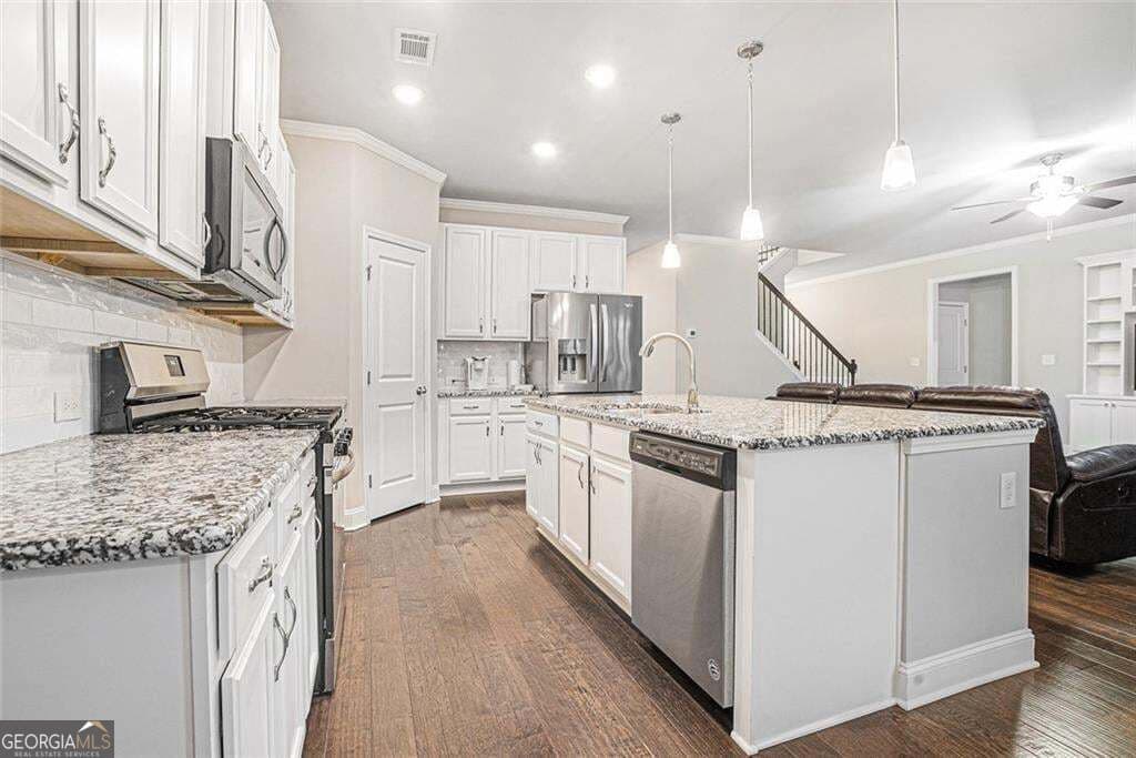 5 bedroom, 4 bathroom, 4,666 sq ft single family residence for sale at 1053 Ruddy Duck Drive, Jefferson, GA 30549 — photo 10