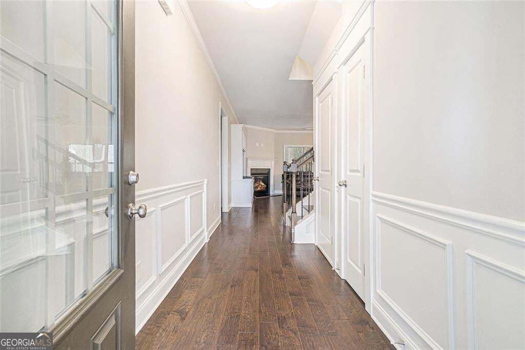 5 bedroom, 4 bathroom, 4,666 sq ft single family residence for sale at 1053 Ruddy Duck Drive, Jefferson, GA 30549 — photo 4