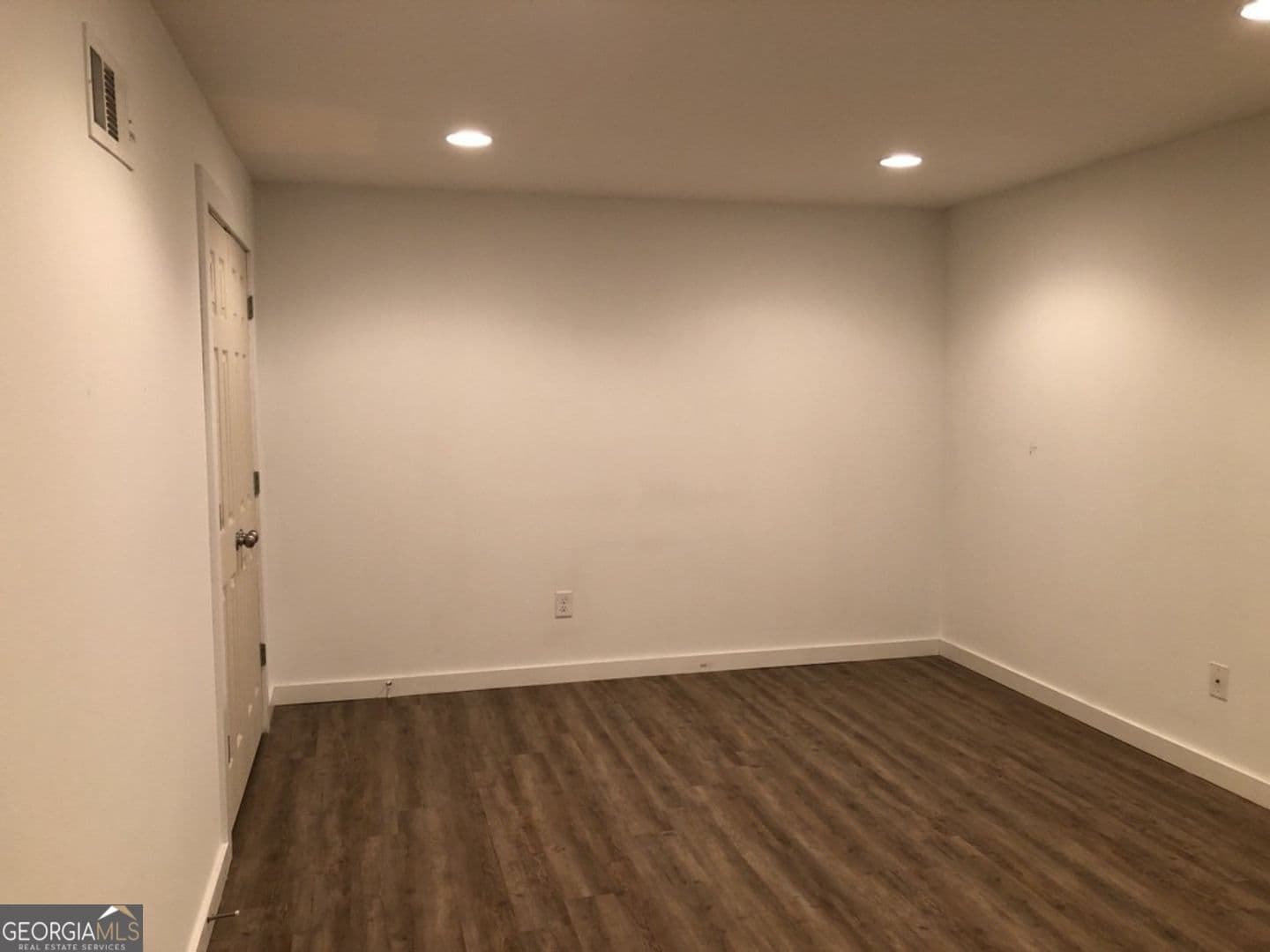 4 bedroom, 3.5 bathroom, 1,921 sq ft condominium for rent at 155 Woodstone Drive, Athens, GA 30605 for $2,000 a month — photo 7