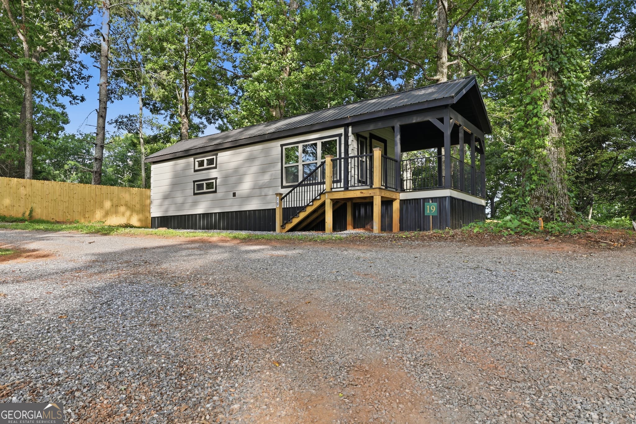 1 bedroom, 1 bathroom, 397 sq ft single family residence for sale at 527 Saunders LOT 19, Franklin, NC 28734 — photo 3