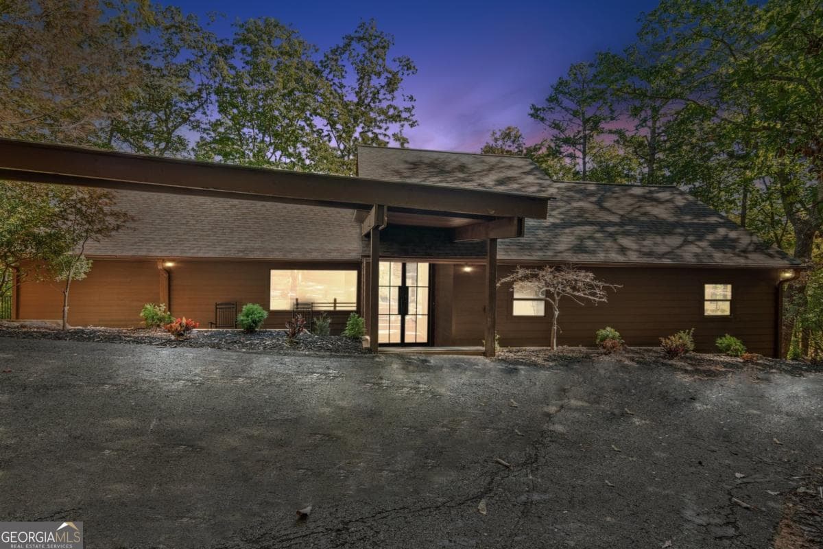 4 bedroom, 3 bathroom, 3,487 sq ft cabin,single family residence for sale at 626 Petit ridge Drive, Big Canoe, GA 30143
