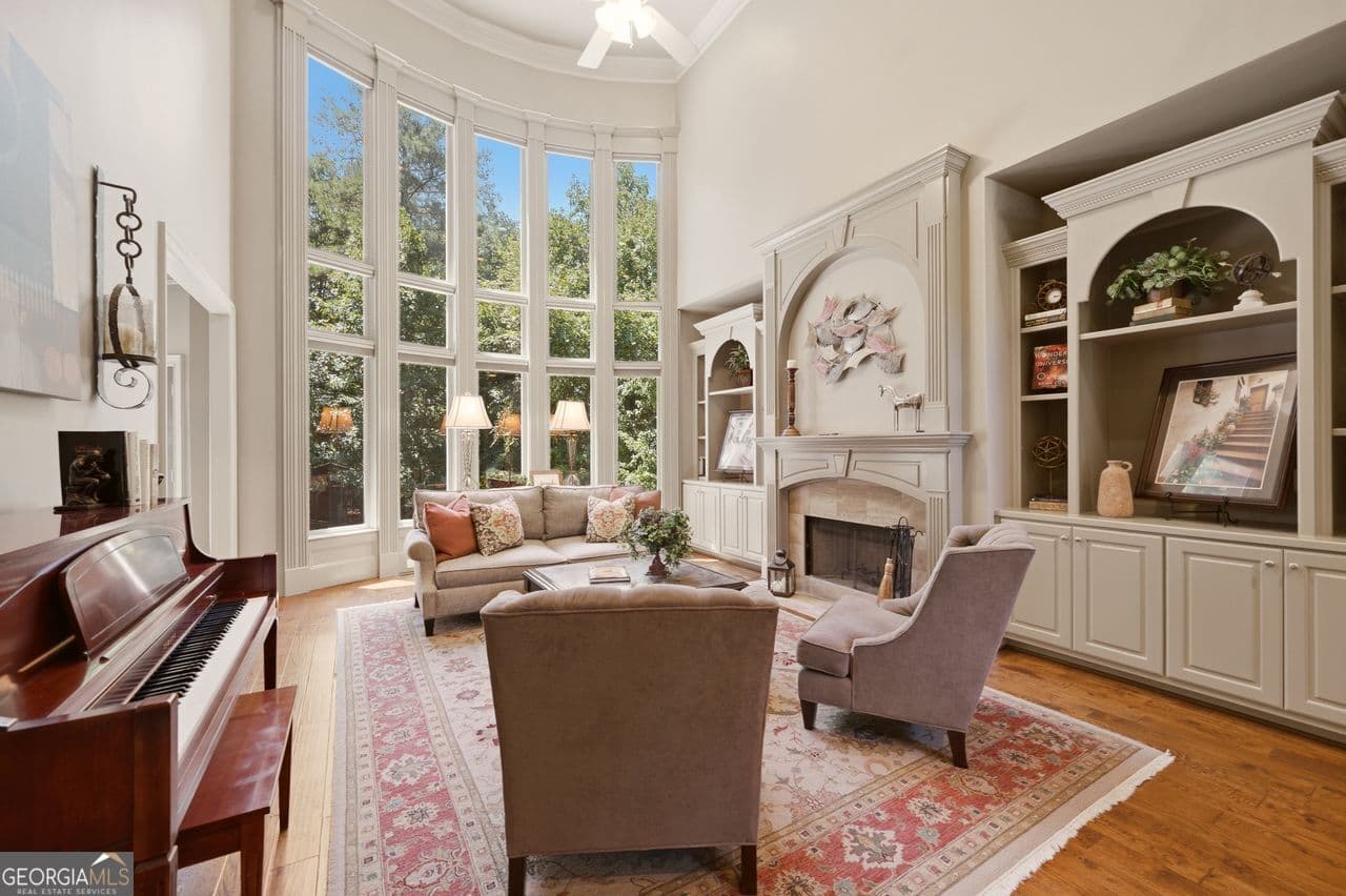 6 bedroom, 5 bathroom, 6,865 sq ft single family residence for sale at 348 Aviemore Lane, Suwanee, GA 30024 — photo 3