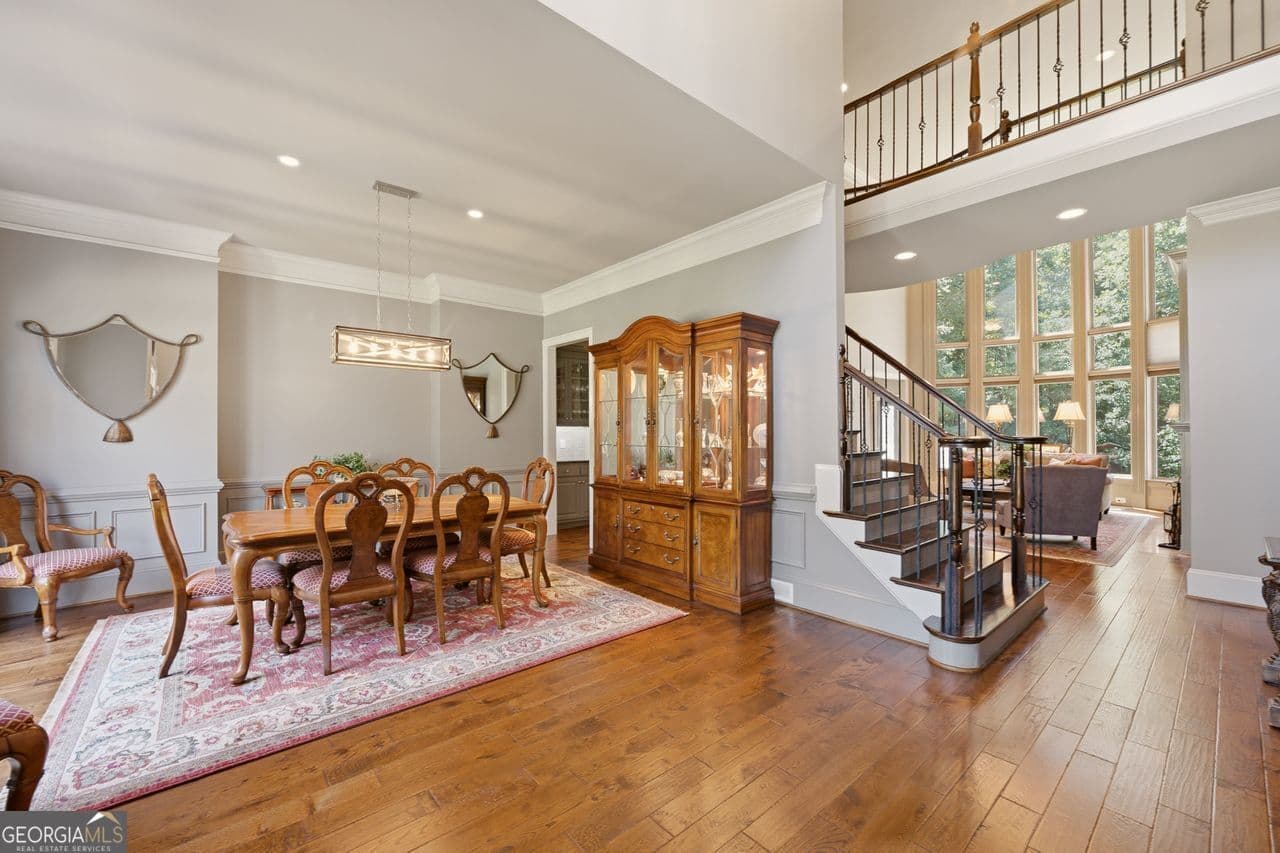 6 bedroom, 5 bathroom, 6,865 sq ft single family residence for sale at 348 Aviemore Lane, Suwanee, GA 30024 — photo 8