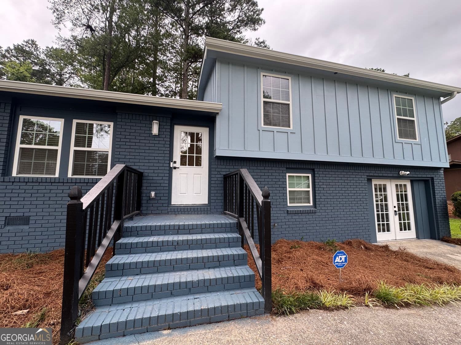 4 bedroom, 2.5 bathroom, 1,926 sq ft single family residence for rent at 6365 Connell Road, Atlanta, GA 30349 for $2,300 a month — photo 3