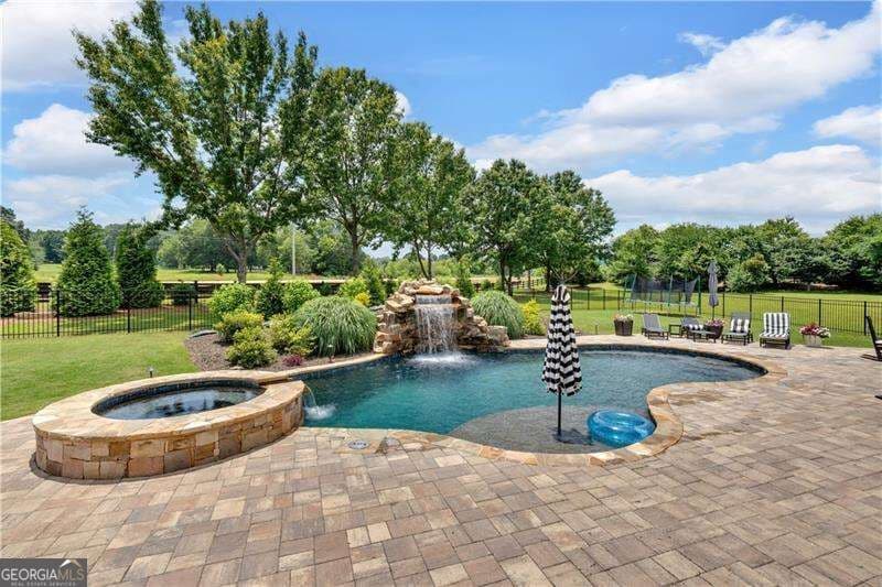 5 bedroom, 4 bathroom, 3,954 sq ft single family residence for sale at 11 LAUREL Trace, Cartersville, GA 30120 — photo 5