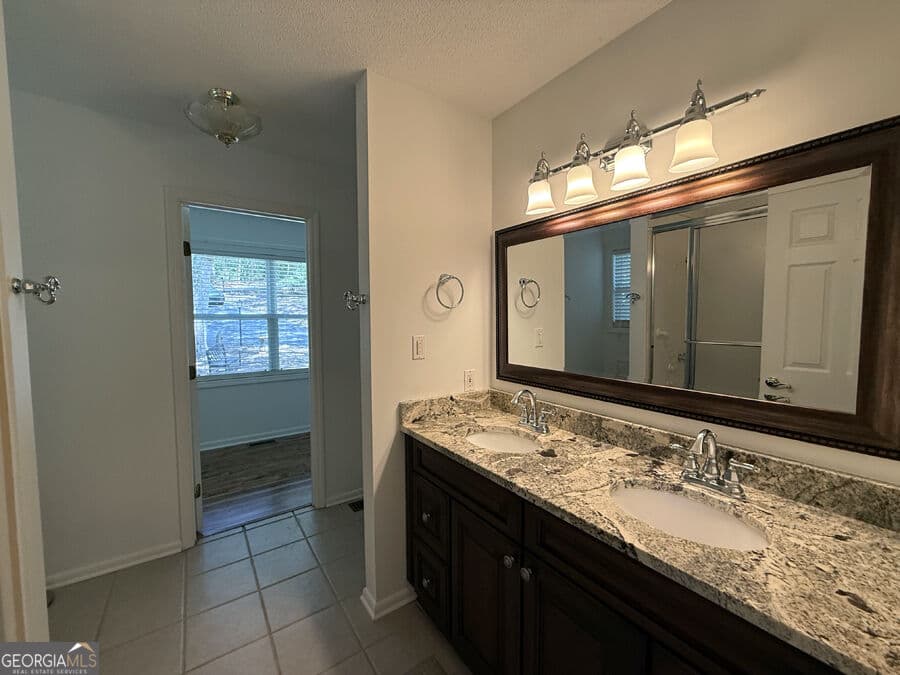 4 bedroom, 2.5 bathroom, 2,866 sq ft single family residence for sale at 120 Warpaint Lane, Westminster, SC 29693 — photo 7