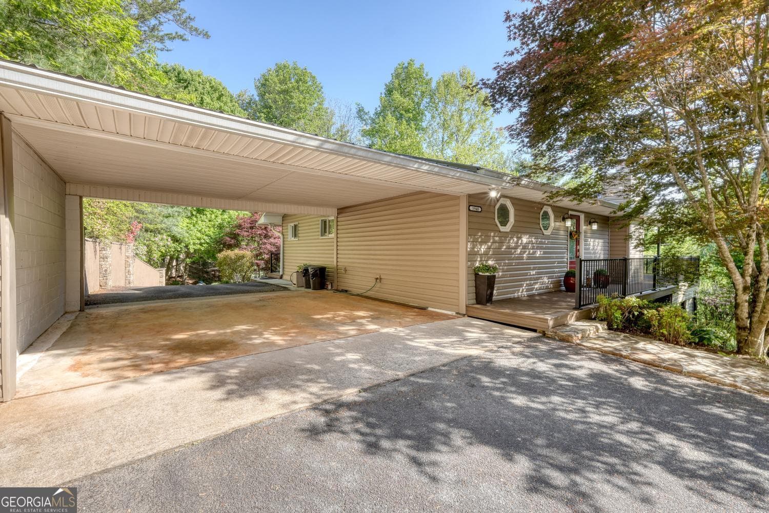 3 bedroom, 2.5 bathroom, 2,735 sq ft single family residence for sale at 5940 Jackson Lane, Young Harris, GA 30582 — photo 7