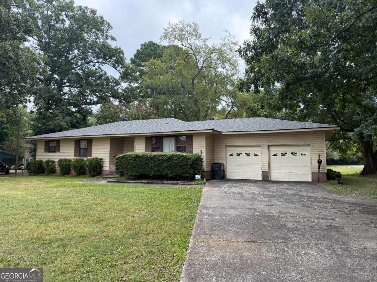 2 bedroom, 2 bathroom, 1,835 sq ft single family residence for sale at 30 Rome Road, Cave Spring, GA 30124 — photo 2