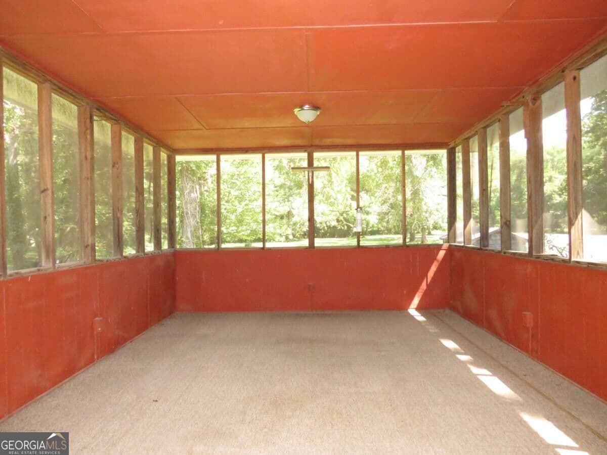 2 bedroom, 2 bathroom, 1,835 sq ft single family residence for sale at 30 Rome Road, Cave Spring, GA 30124 — photo 9