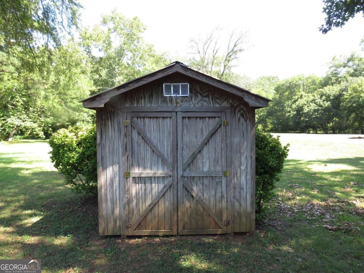 2 bedroom, 2 bathroom, 1,835 sq ft single family residence for sale at 30 Rome Road, Cave Spring, GA 30124 — photo 8