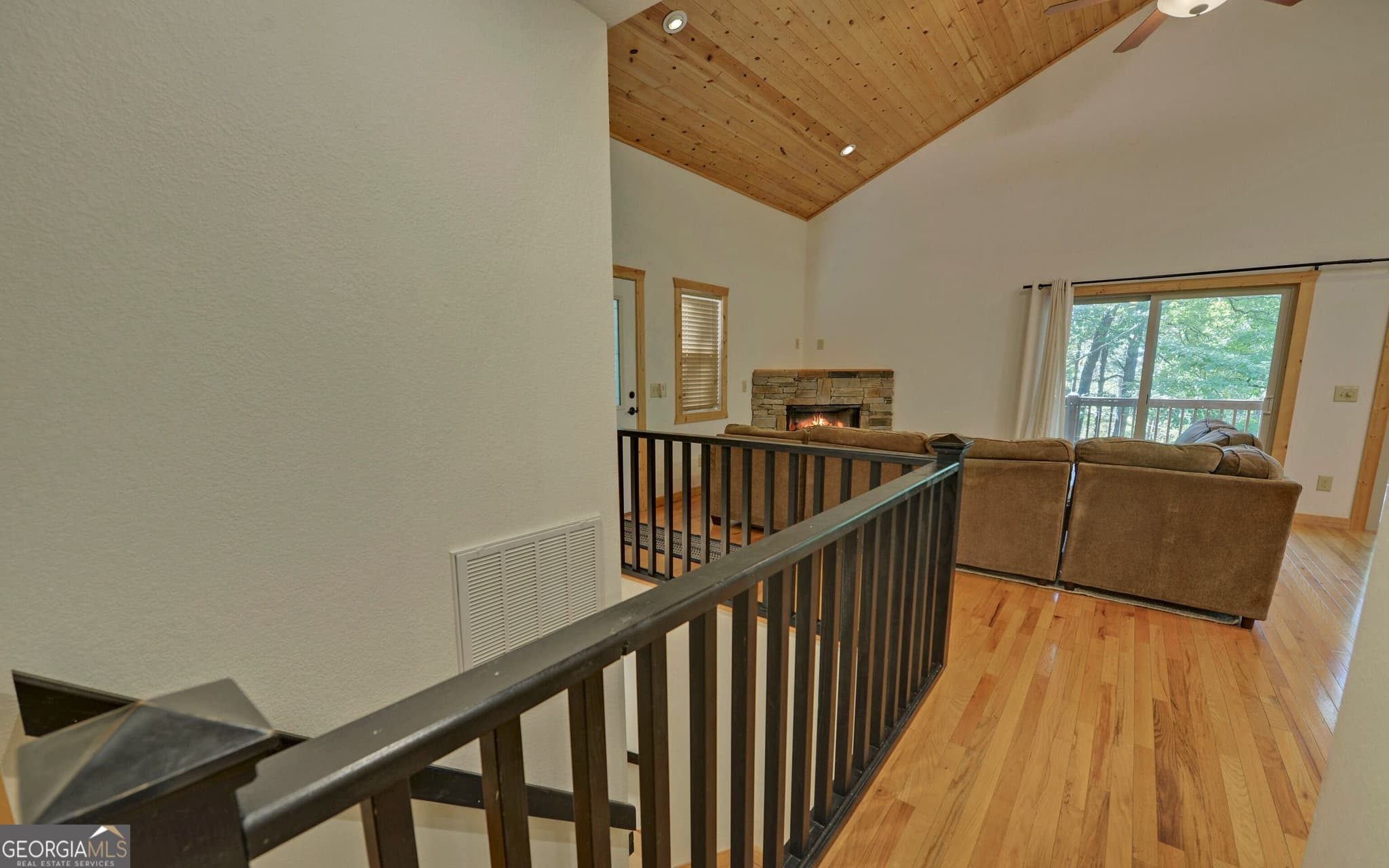 3 bedroom, 2 bathroom, 1,844 sq ft single family residence for sale at 4201 Rocky Knob Drive, Young Harris, GA 30582 — photo 6