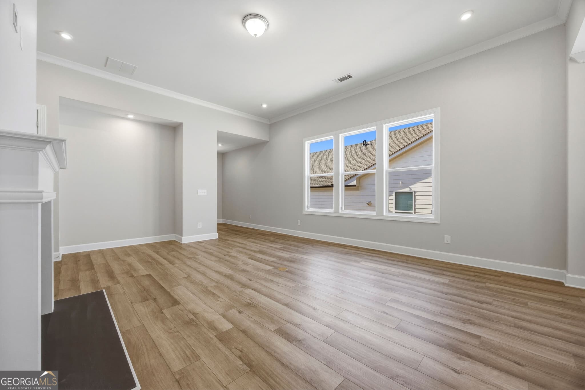 2 bedroom, 2 bathroom single family residence for sale at 440 Geneva Way, Hoschton, GA 30548 — photo 8