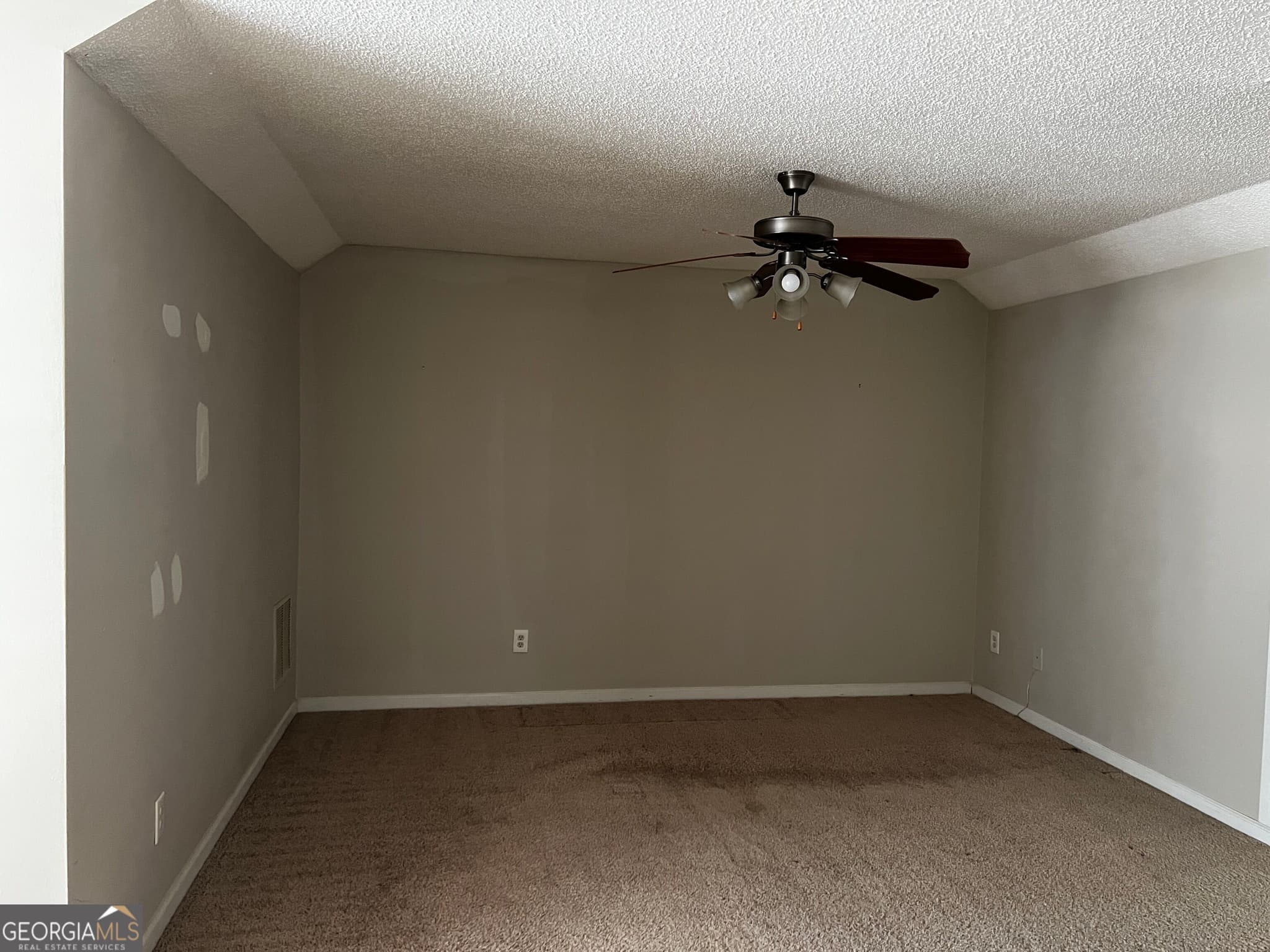 4 bedroom, 2 bathroom, 1,453 sq ft single family residence for sale at 117 Meadow Court, Fairburn, GA 30213 — photo 8