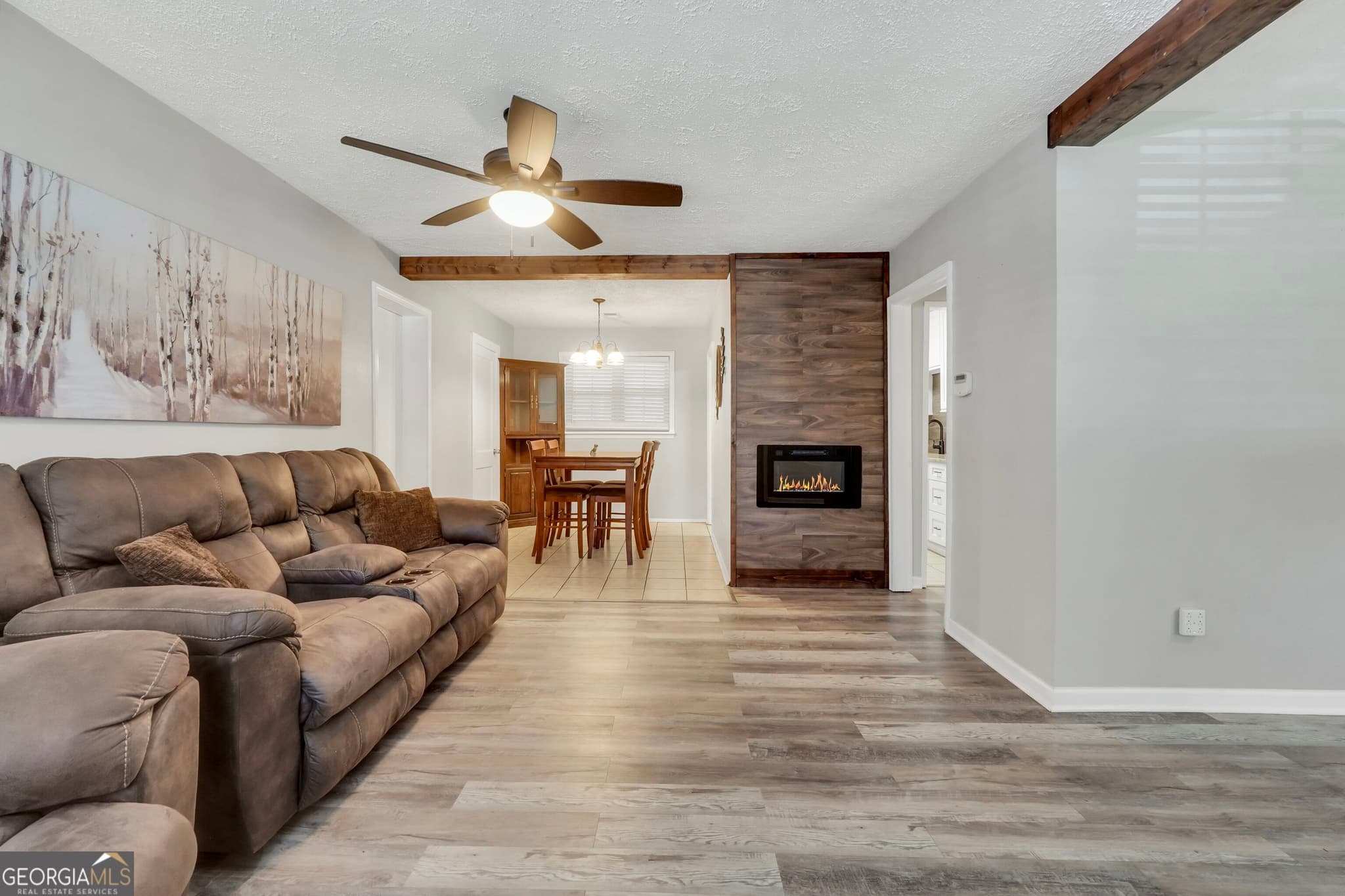 3 bedroom, 1 bathroom, 1,110 sq ft single family residence for sale at 5305 Sharon Street, Forest Park, GA 30297 — photo 3