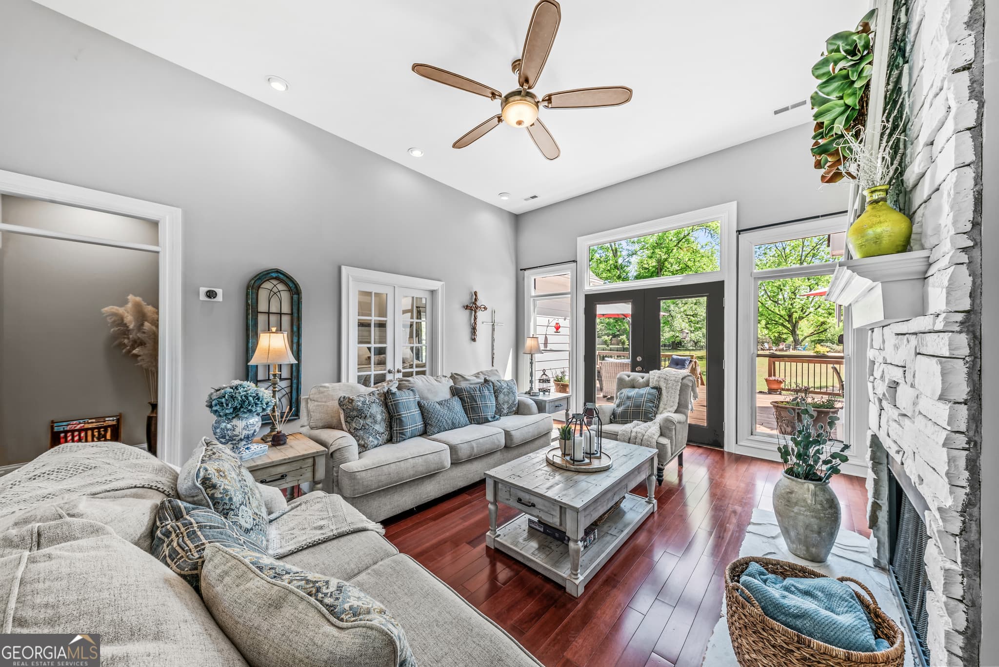 6 bedroom, 5.5 bathroom, 6,626 sq ft single family residence for sale at 1110 Summit Circle, Watkinsville, GA 30677 — photo 9