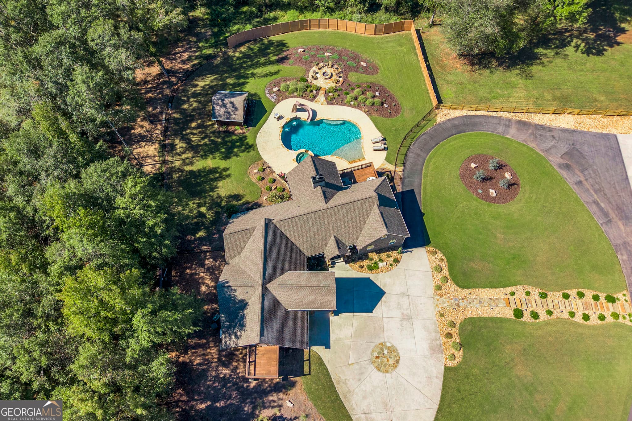 5 bedroom, 7.5 bathroom, 8,607 sq ft single family residence for sale at 1502 Alcovy Meadows Lane, Covington, GA 30014 — photo 2