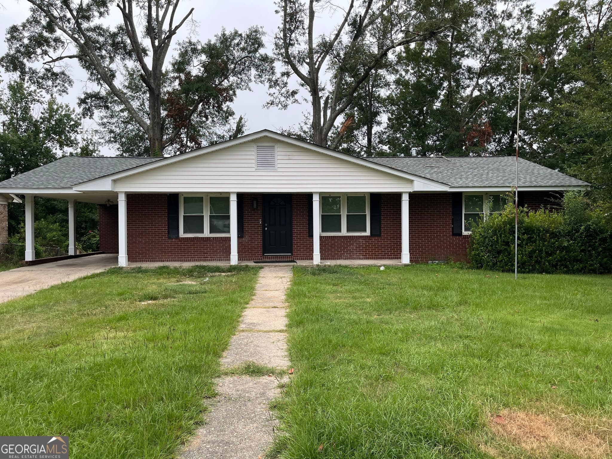 3 bedroom, 2 bathroom, 1,612 sq ft single family residence for sale at 5142 Delray Drive, Columbus, GA 31907