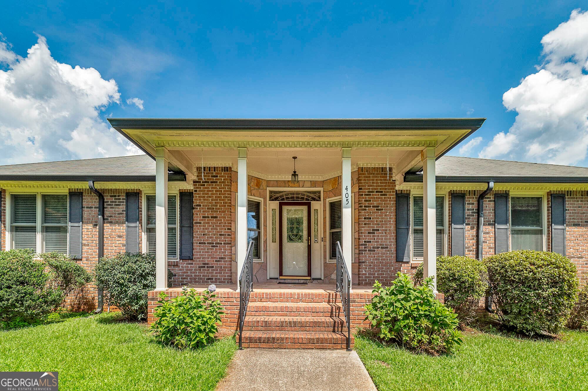 3 bedroom, 3 bathroom, 2,827 sq ft single family residence for sale at 405 Kelleytown Road, Mcdonough, GA 30252 — photo 5