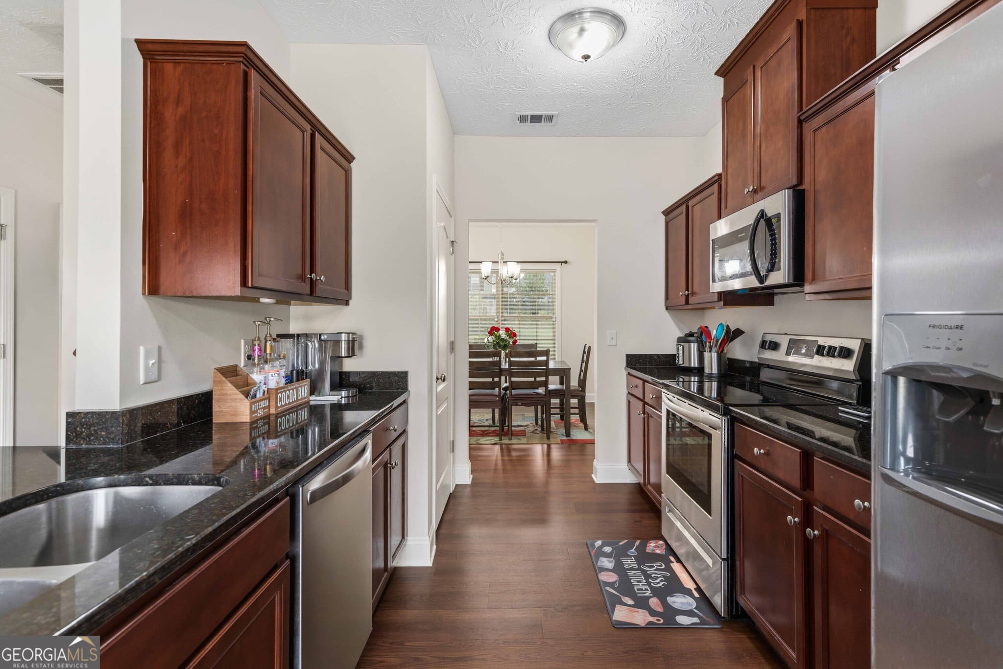 4 bedroom, 2.5 bathroom, 2,184 sq ft single family residence under contract at 5129 Magazine Lane, Columbus, GA 31907 — photo 9
