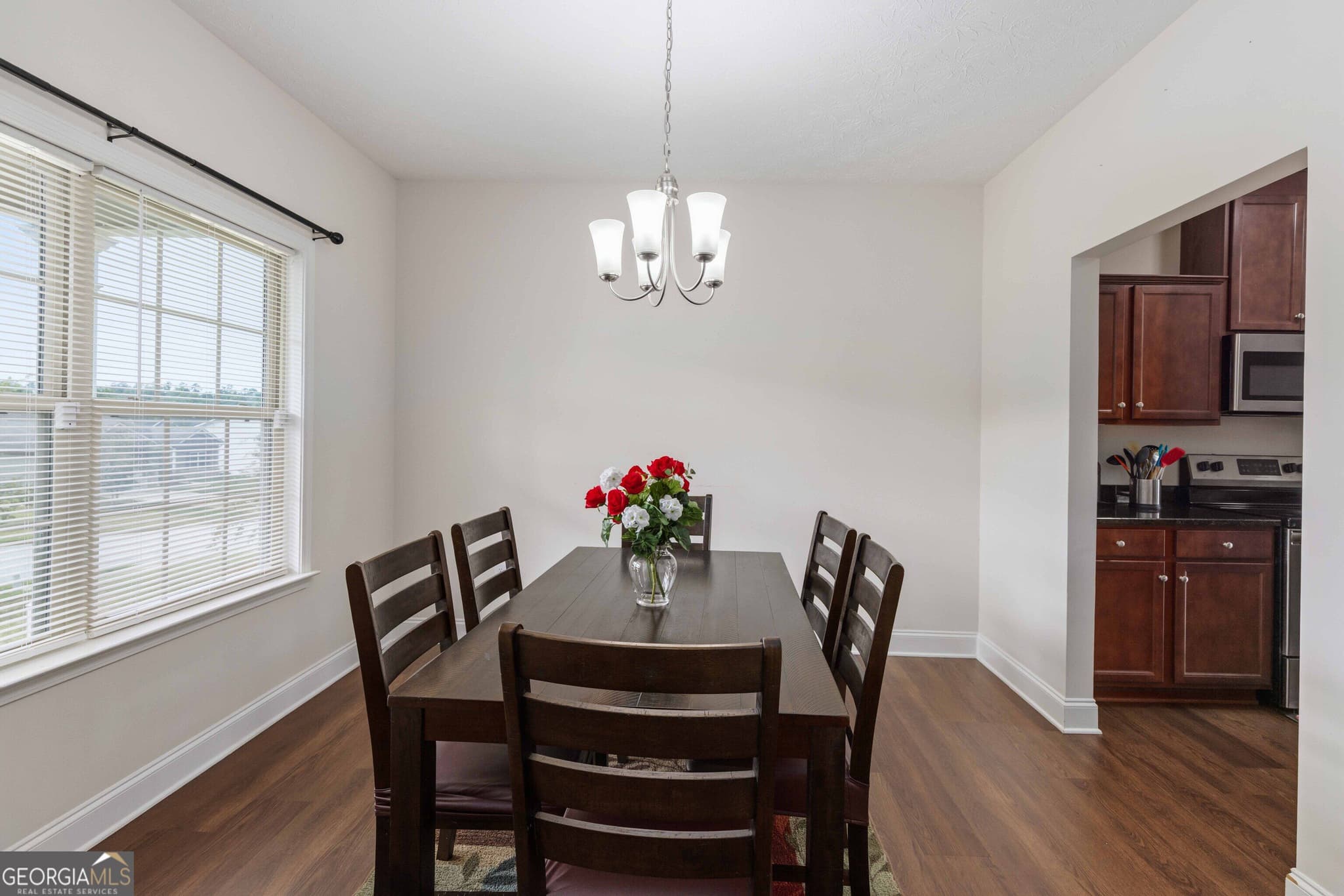 4 bedroom, 2.5 bathroom, 2,184 sq ft single family residence under contract at 5129 Magazine Lane, Columbus, GA 31907 — photo 8