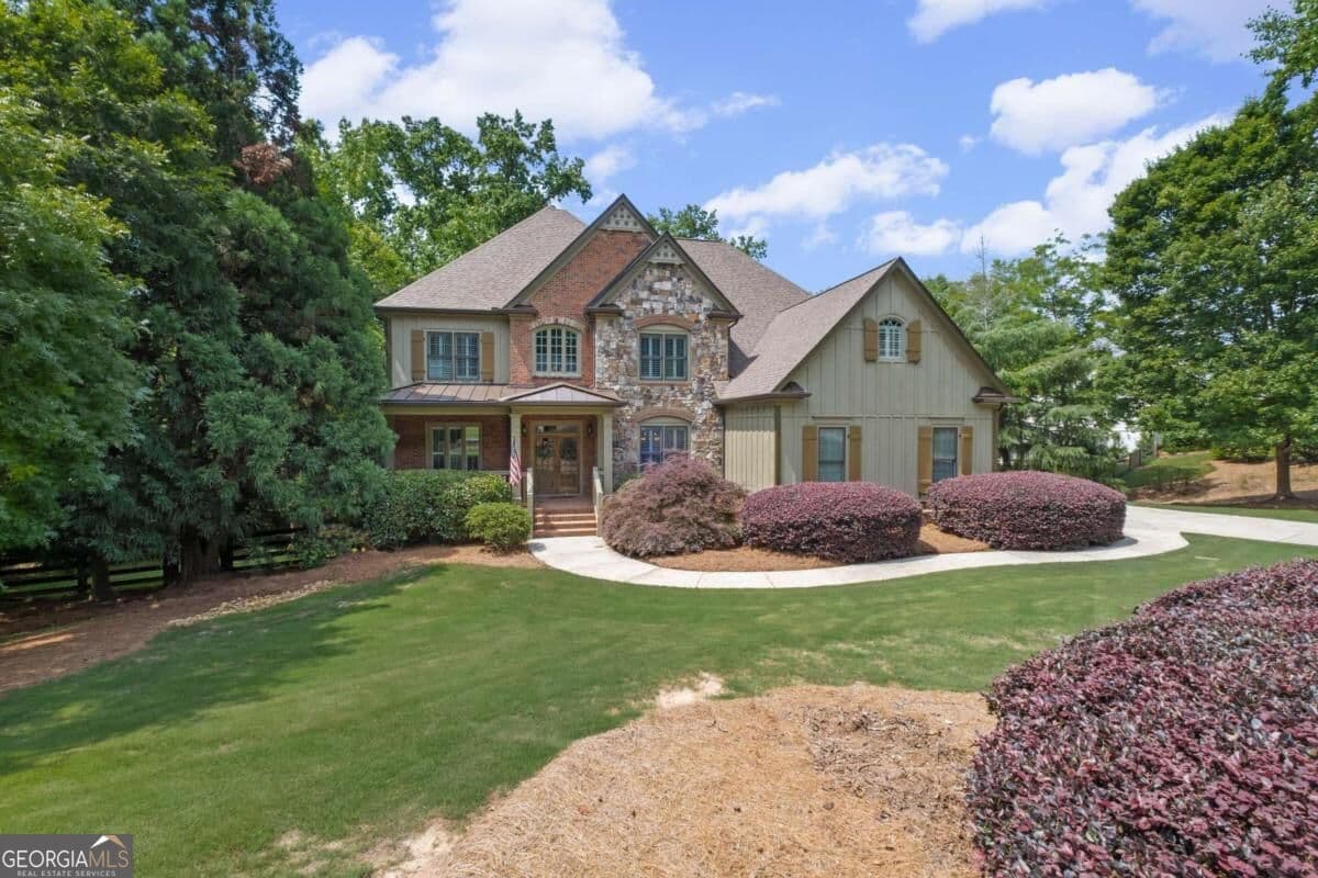 6 bedroom, 5 bathroom, 5,675 sq ft single family residence for sale at 103 Stephens Farm Drive, Canton, GA 30115 — photo 4