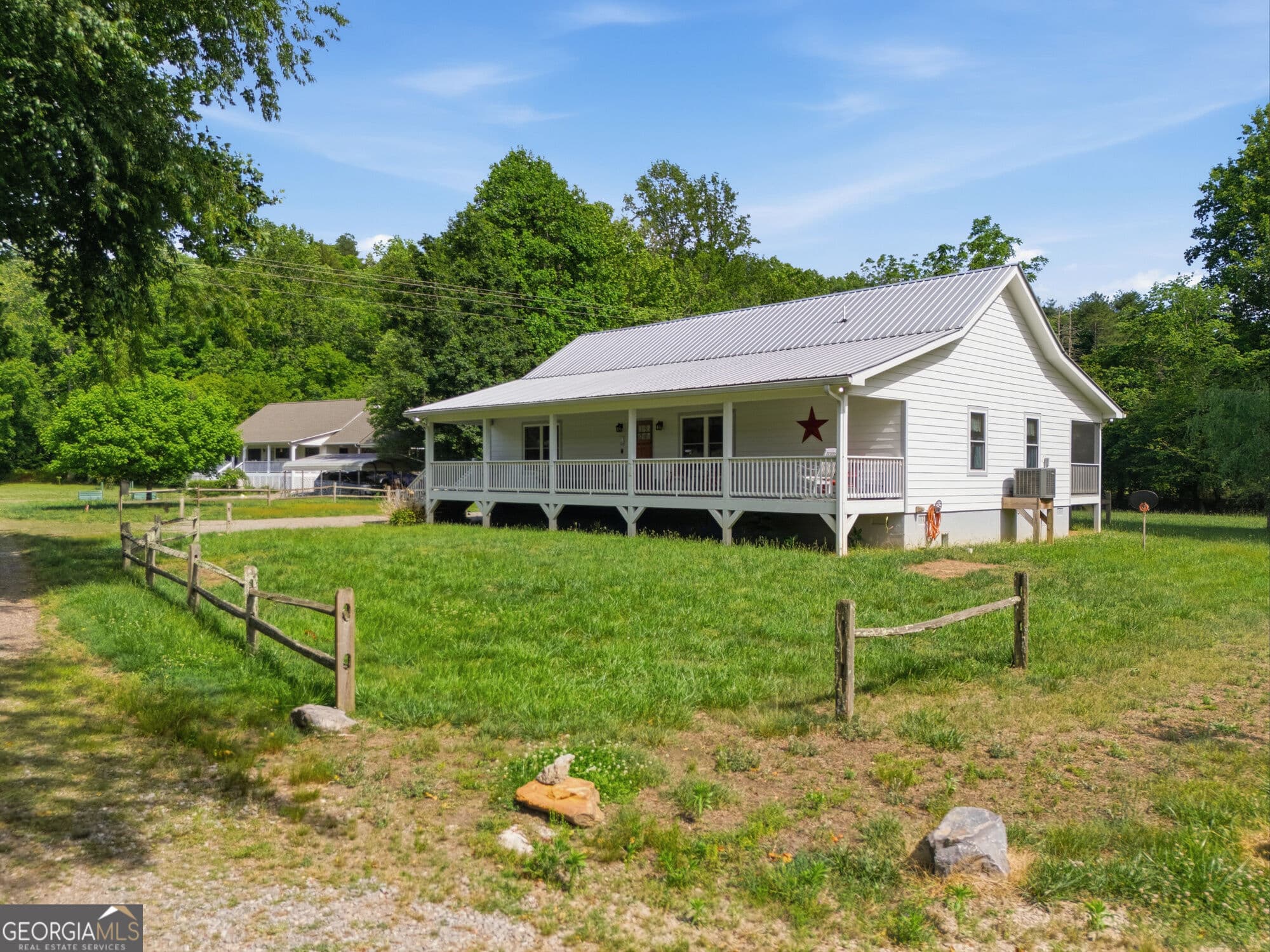 2 bedroom, 2 bathroom single family residence for sale at 87 Laughing Waters Lane, Hayesville, NC 28904 — photo 4