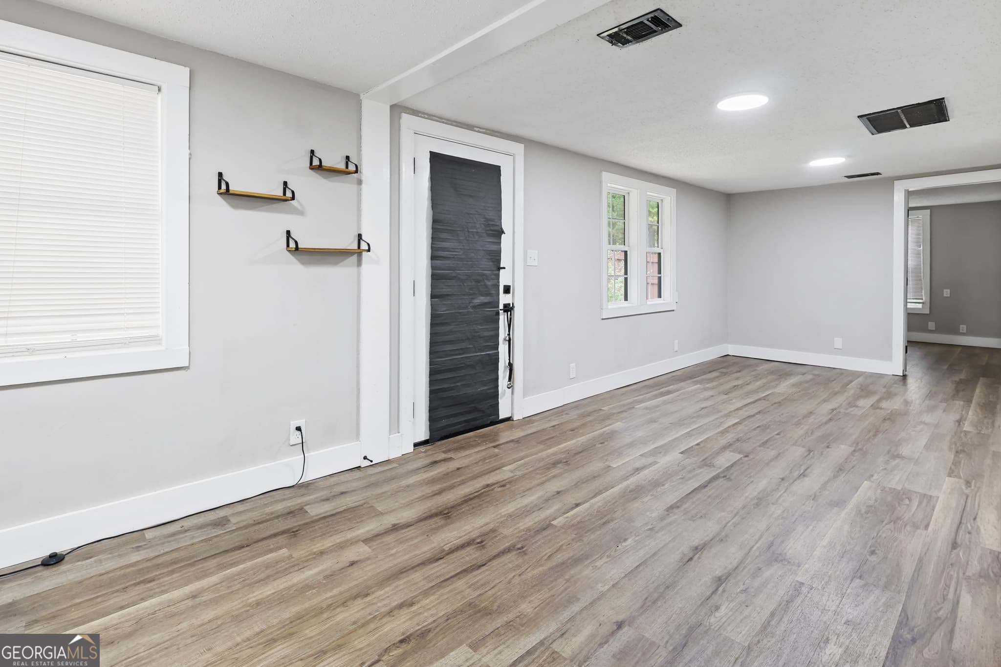 3 bedroom, 1 bathroom, 803 sq ft single family residence for sale at 701 Old Brent Road, Forsyth, GA 31029 — photo 6