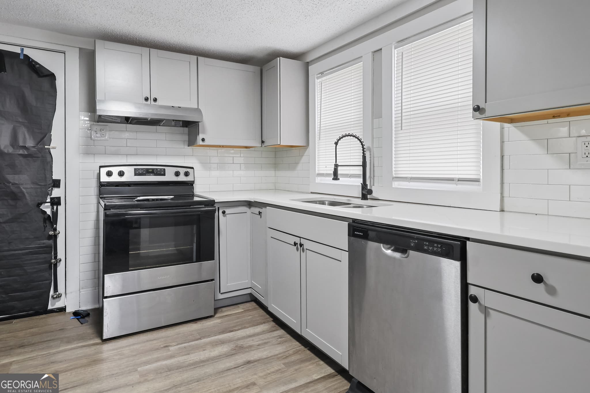 3 bedroom, 1 bathroom, 803 sq ft single family residence for sale at 701 Old Brent Road, Forsyth, GA 31029 — photo 3