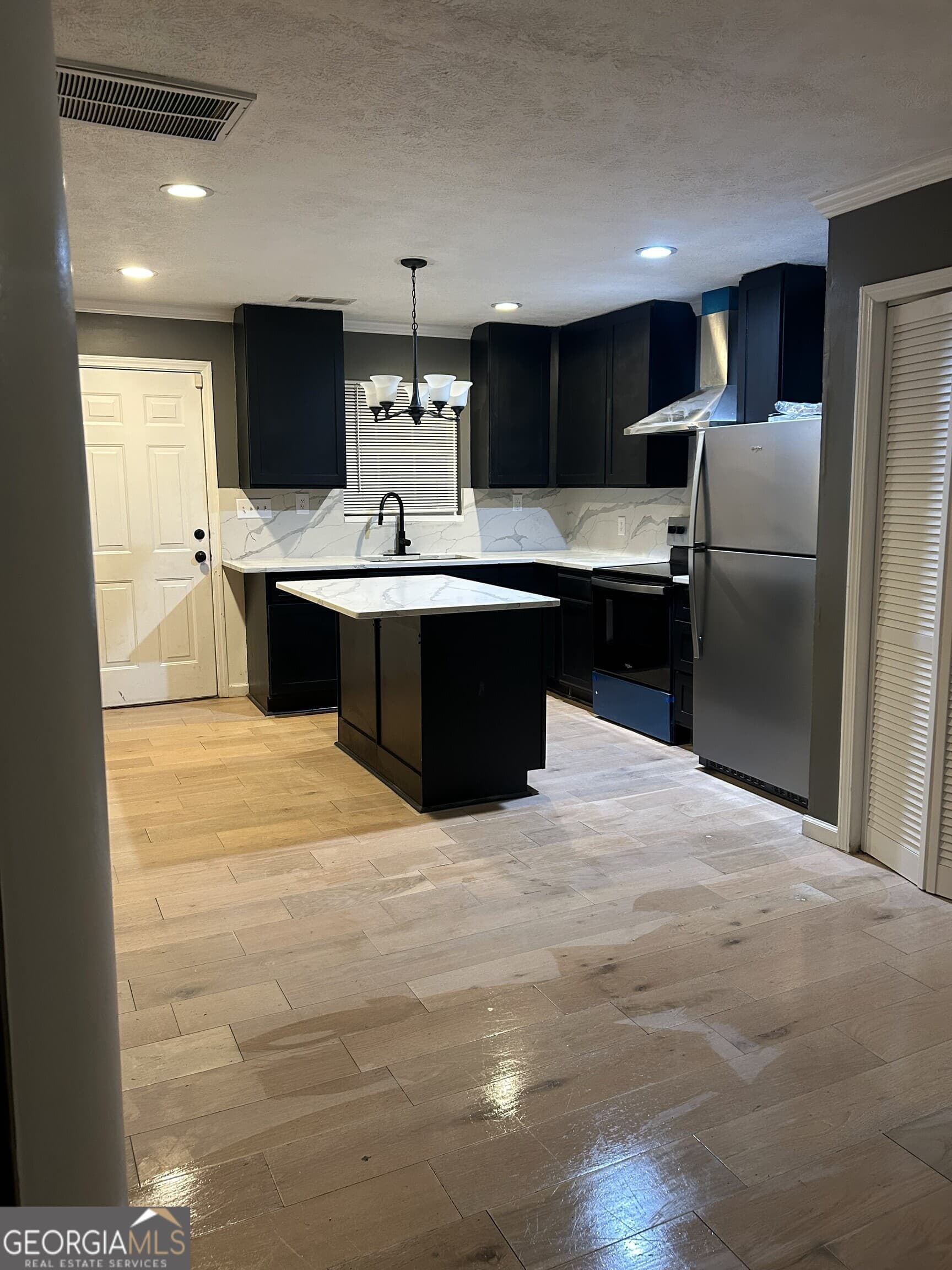 2 bedroom, 1.5 bathroom, 840 sq ft single family residence for sale at 112 Scott Hill Street, Milledgeville, GA 31061 — photo 6